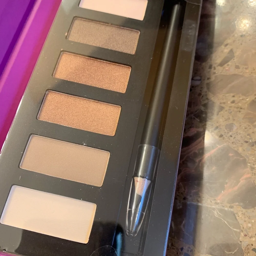 Profusion Nude 10 color eyeshadow eye pencil - Picture 6 of 7